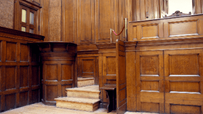 Mastering Body Language and Voice in the Courtroom